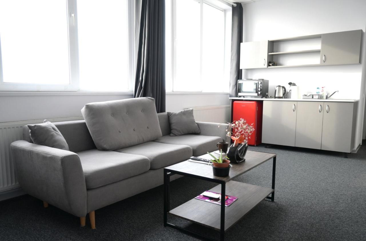 Luana Airport Apartments #9 Otopeni Exterior photo